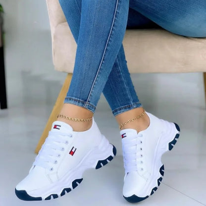 2024Womens Sports Shoes Thick Sole Casual Breathable Sports Design Vulcanized Shoes Fashion Tennis Womens Shoes Zapatillas Mujer