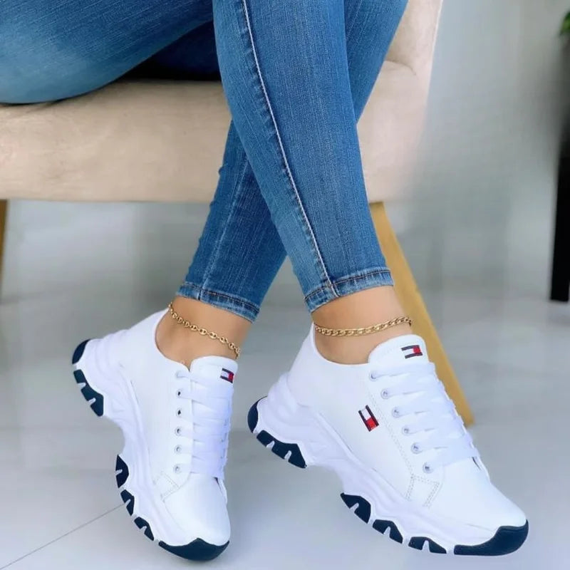 2024Womens Sports Shoes Thick Sole Casual Breathable Sports Design Vulcanized Shoes Fashion Tennis Womens Shoes Zapatillas Mujer